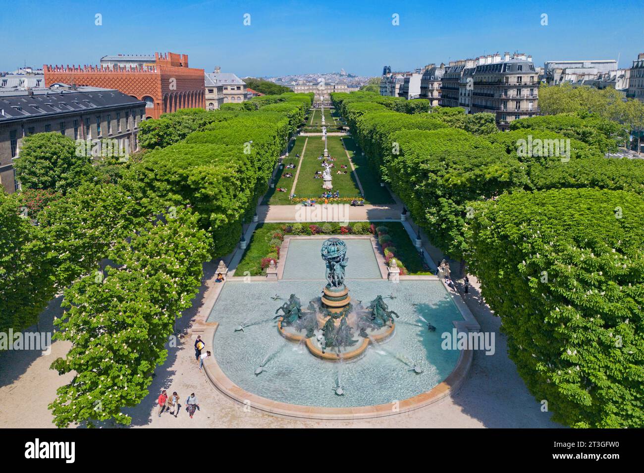 Francia, Parigi, il giardino dei Geat Explorers Marco Polo e Cavelier de la Salle con la fontana delle quattro parti del mondo o fontana dell'Osservatorio Foto Stock