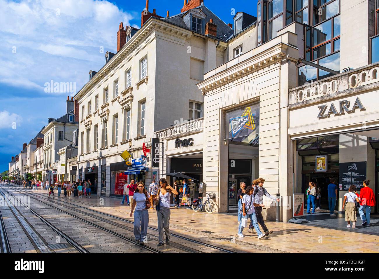 Francia, Indre et Loire, Tours, Nationale Street, via dello shopping e arteria principale della città Foto Stock