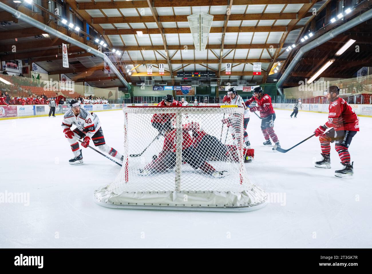 Francia, Hautes Alpes, Briancon, pista di pattinaggio su ghiaccio, hockey su ghiaccio Foto Stock