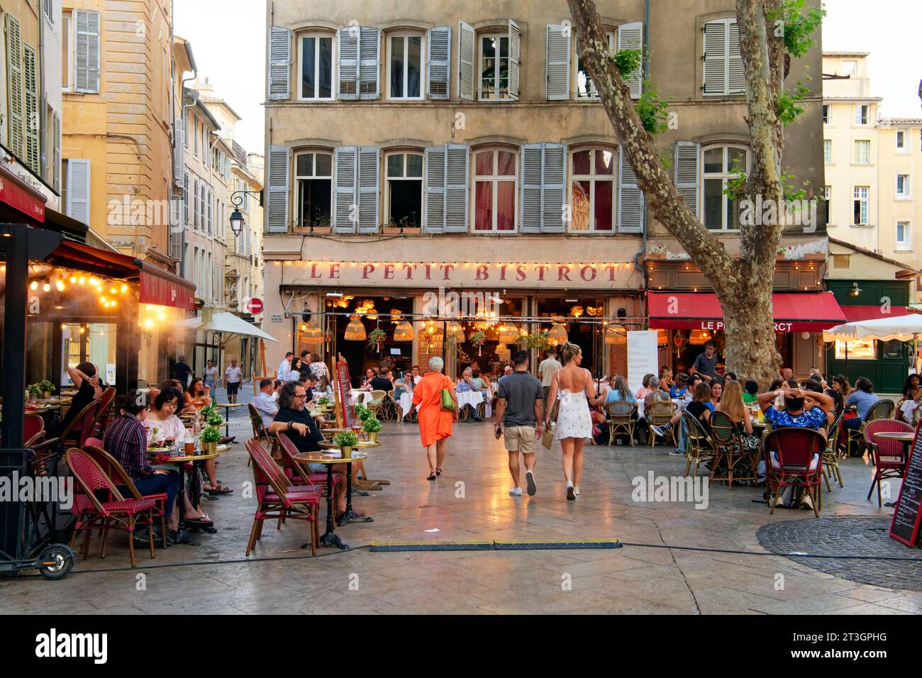 Francia, Bouches du Rhone, Aix en Provence, città vecchia, piazza Richelme Foto Stock