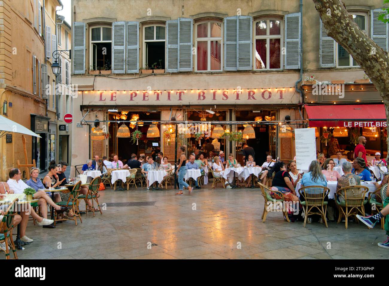 Francia, Bouches du Rhone, Aix en Provence, città vecchia, piazza Richelme Foto Stock