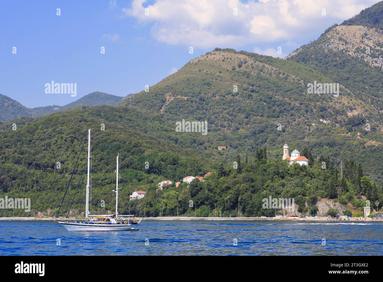 Montenegro, Baia di Cattaro dichiarata Patrimonio dell'Umanità dall'UNESCO, Herceg Novi, Josice, chiesa ortodossa Foto Stock