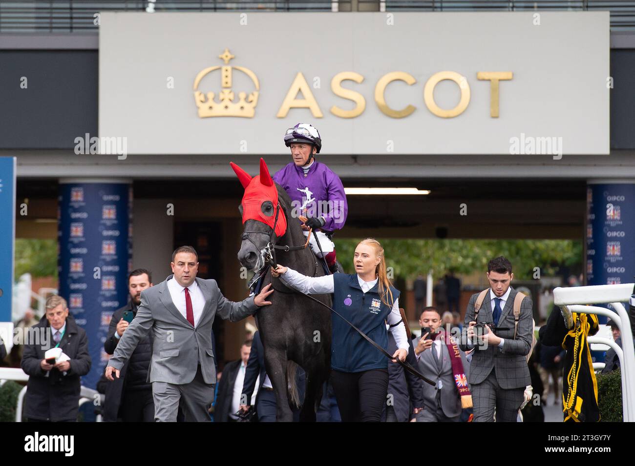 FILE PICS. 24th October 2023. Jockey Frankie Dettori has been given a