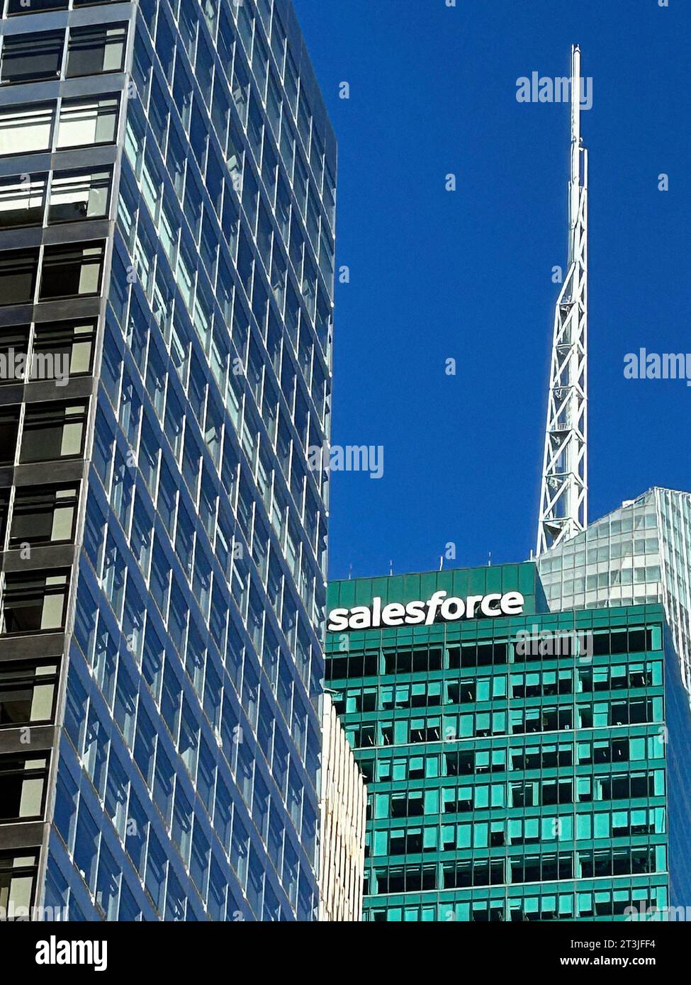 Cityscape con Salesforce Tower e Bank of America Tower, New York City, New York, USA Foto Stock