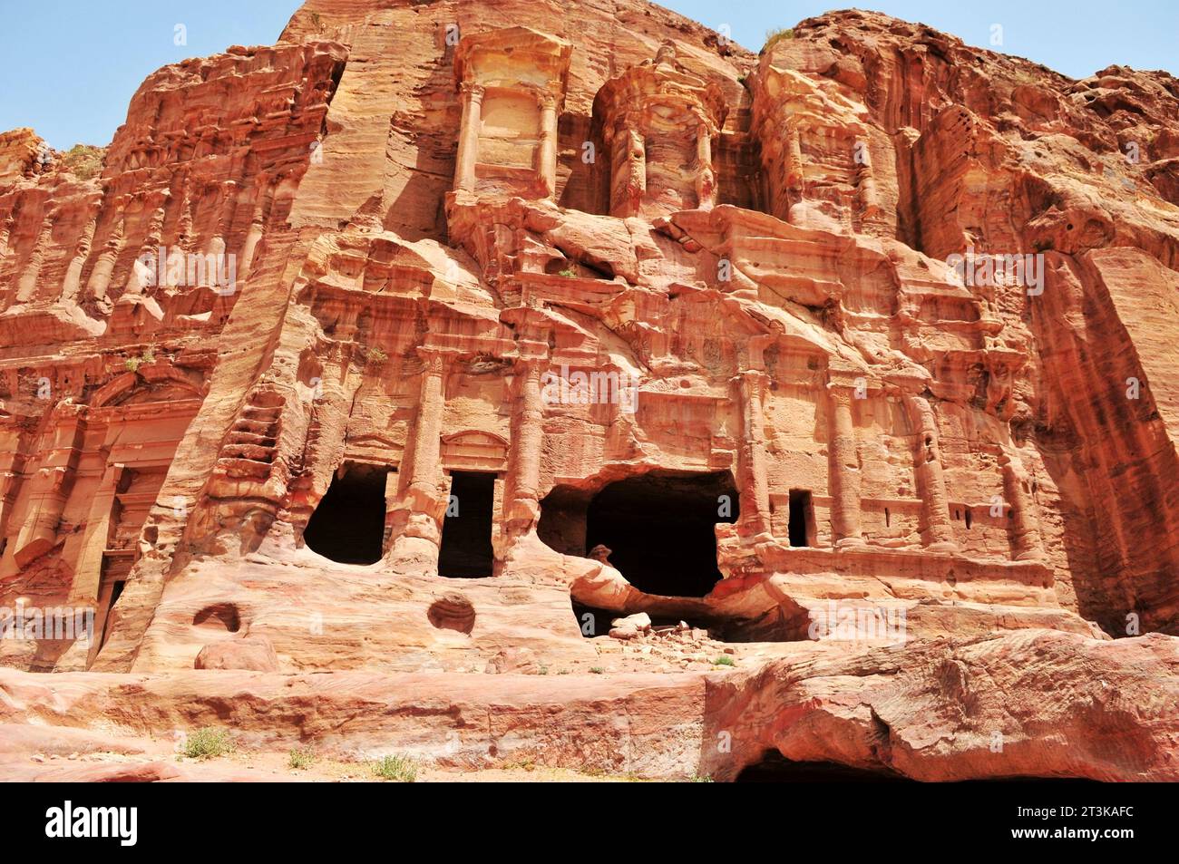 Rovine di antichi templi a Petra, in Giordania Foto Stock