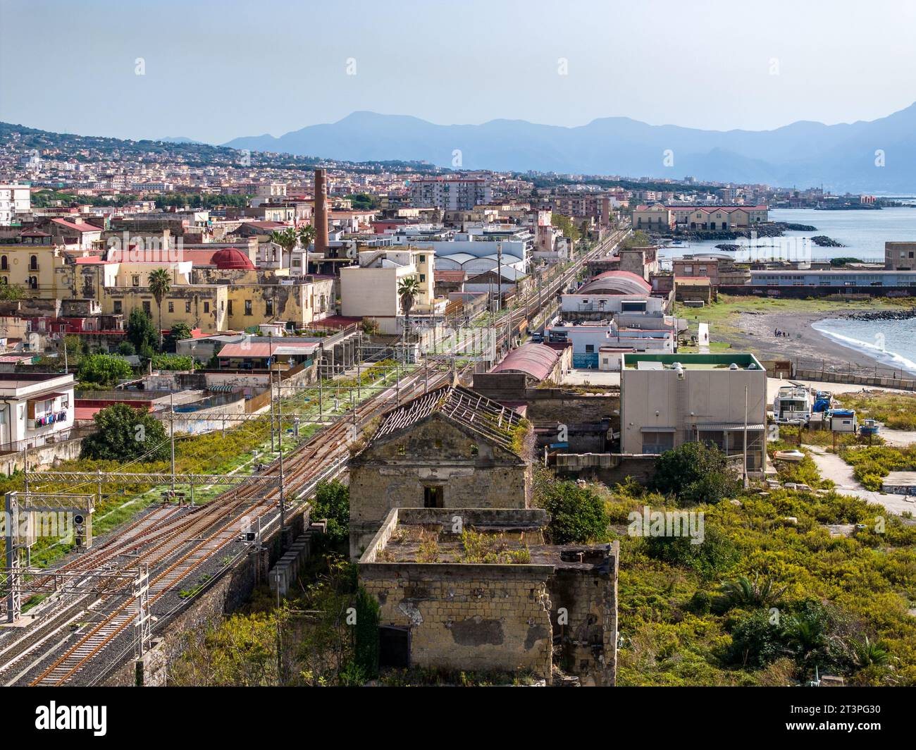Porta nolana immagini e fotografie stock ad alta risoluzione - Alamy