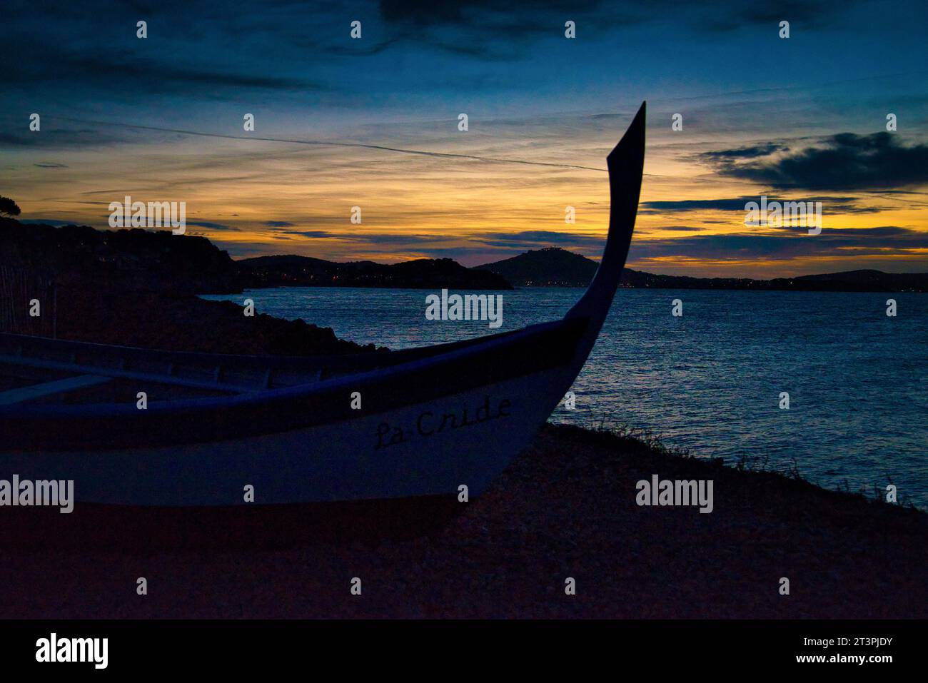 Paesaggi della costa mediterranea, nel comune di Sanary sur mer (Var) nel sud della Francia. la mattina presto Foto Stock