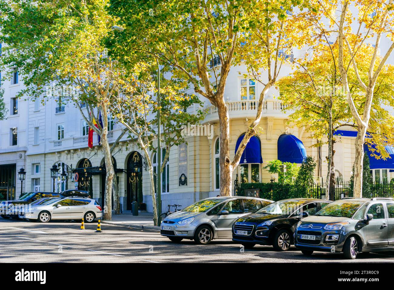 Il Mandarin Oriental Ritz di Madrid è uno storico hotel cinque stelle belle Epoque a Madrid, Spagna, al numero 5 nel quartiere Retiro, vicino al Museo del Prado. Foto Stock
