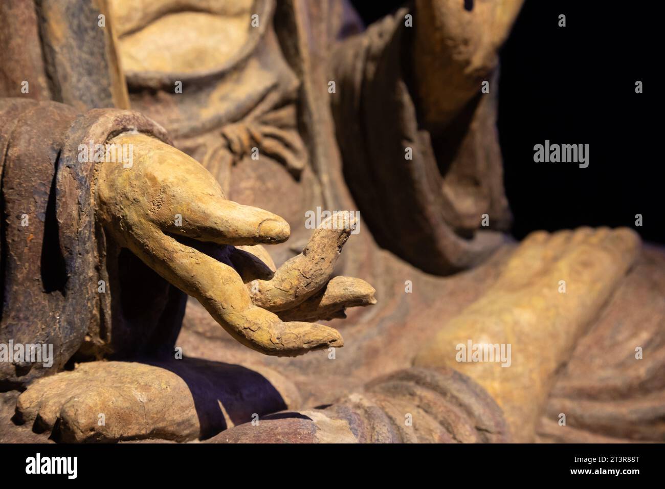 Antica mano di Buddha. Concetto di energia, etnia, armonia, meditazione, pace Foto Stock