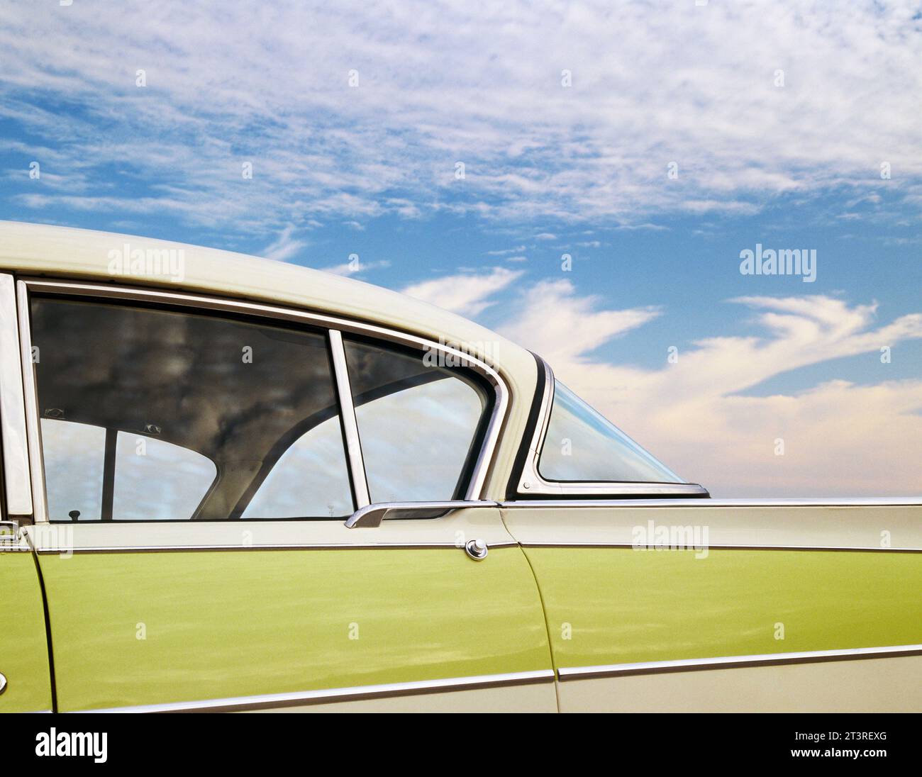 Auto d'epoca classica. anni '1960 Vauxhall Cresta. Dettaglio del lato posteriore. Foto Stock