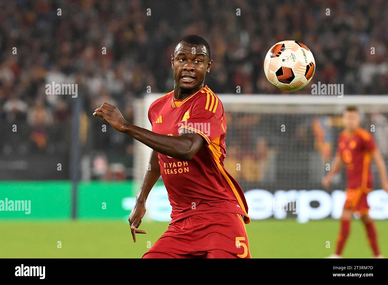 Roma, Italia. 26 ottobre 2023. Evan N'Dicka della AS Roma durante la partita di calcio di Europa League Group G tra AS Roma e SK Slavia Praga allo stadio Olimpico di Roma (Italia), 26 ottobre 2023. Crediti: Insidefoto di andrea staccioli/Alamy Live News Foto Stock