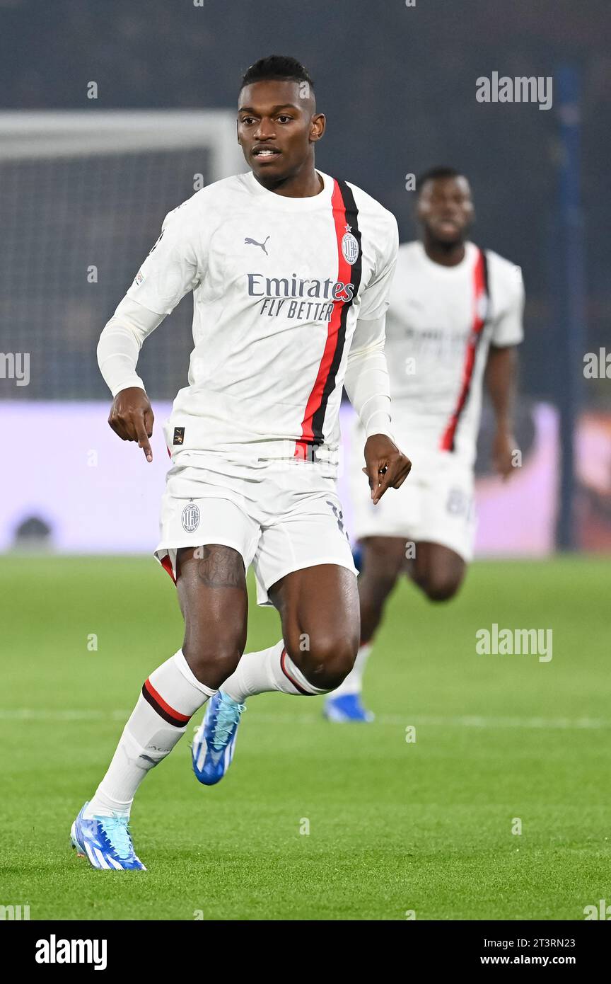 Parigi, Francia. 25 ottobre 2023. Julien Mattia/le Pictorium - partita PSG - AC Milan - 25/10/2023 - Francia/Ile-de-France (regione)/Parigi - Rafael Leao durante la terza partita del gruppo F di Champions League tra PSG e AC Milan al Parc de Princes il 25 ottobre 2023. Crediti: LE PICTORIUM/Alamy Live News Foto Stock