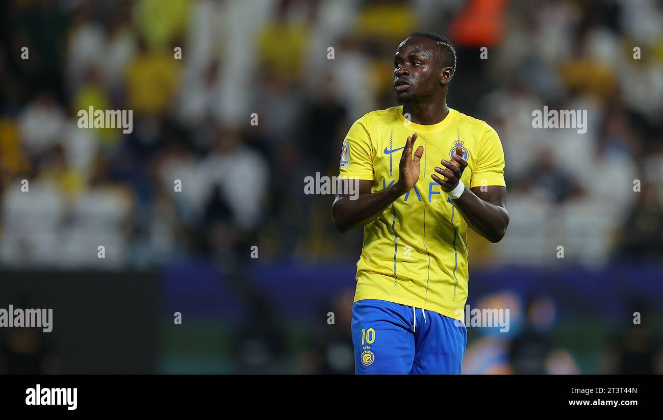 Sadio Mane di al-Nassr FC in azione durante la partita Day 3 della AFC Champions League 2023-24 gruppo e tra al-Nassr FC (KSA) e al Duhail SC (QAT) al Awwal Park il 24 ottobre 2023 a Riyadh, Arabia Saudita. Foto di Stringer / Power Sport Images Foto Stock