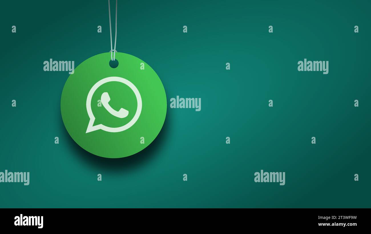 Modello di banner WhatsApp. Tag rotondo con logo whatsapp all'interno. Progettare con spazio di copia per le informazioni di contatto. Contattateci al nostro numero whatsapp. Illustrazione Vettoriale