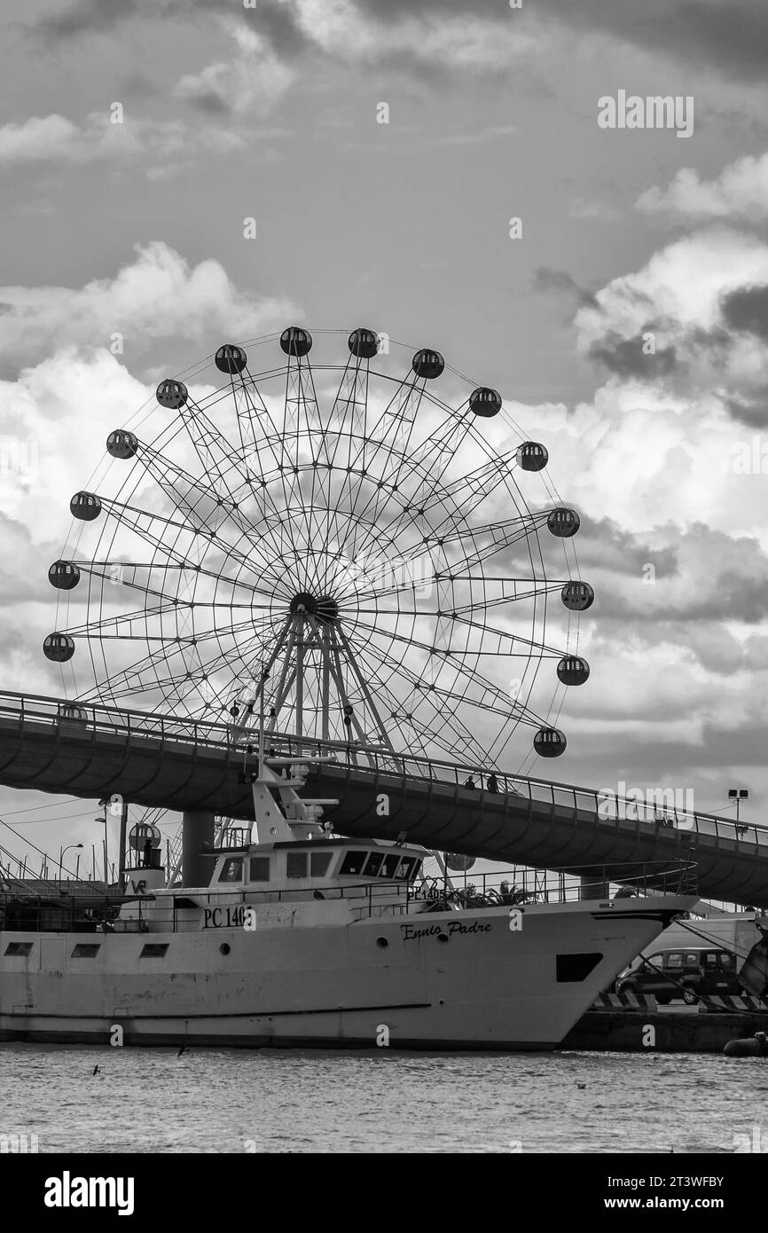 La ruota panoramica Ferris Foto Stock