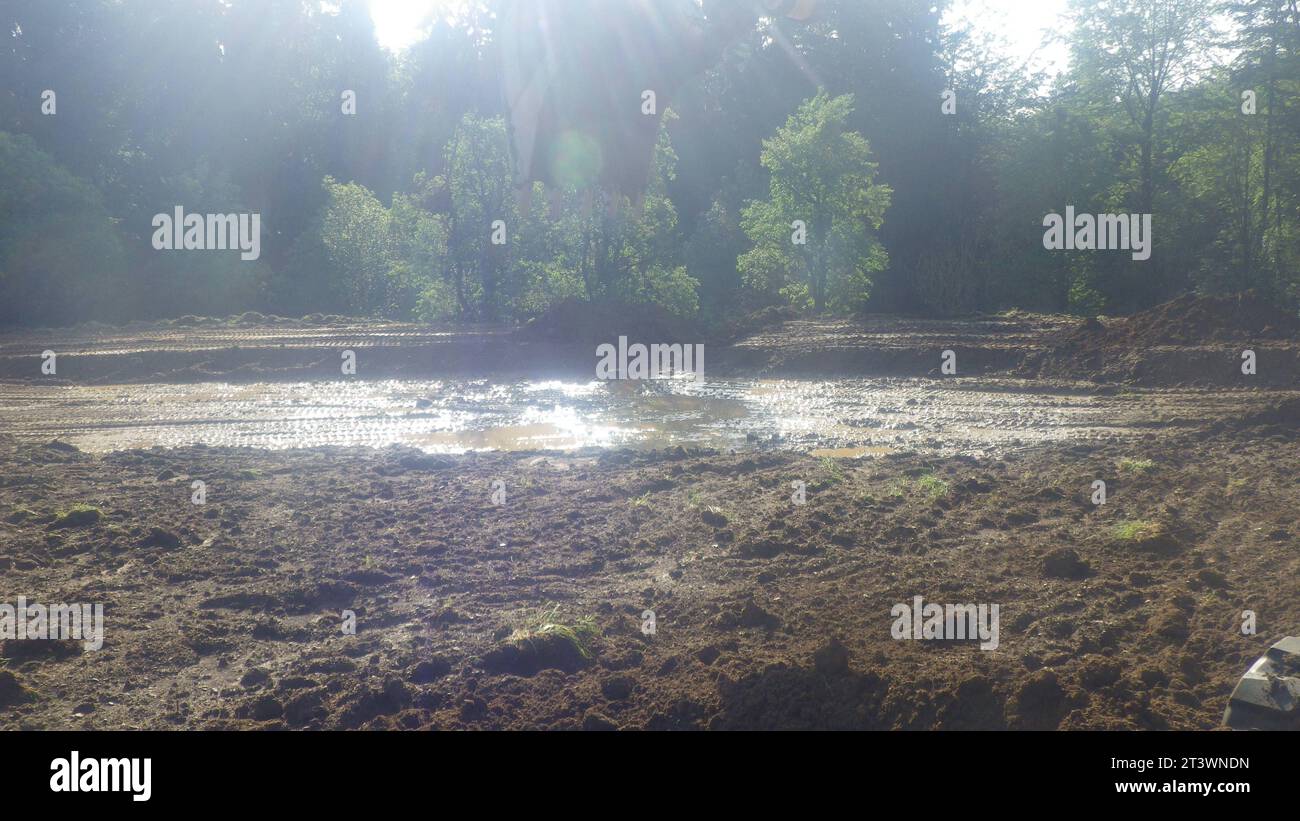Costruzione di laghetti per la progettazione di giardini acquatici stagno e paesaggio naturale credito: Imago/Alamy Live News Foto Stock