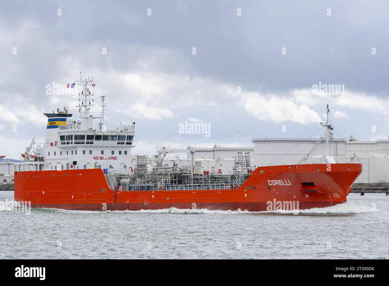 Le Havre, Francia - petroliera CORELLI con partenza dal porto di le Havre. Foto Stock