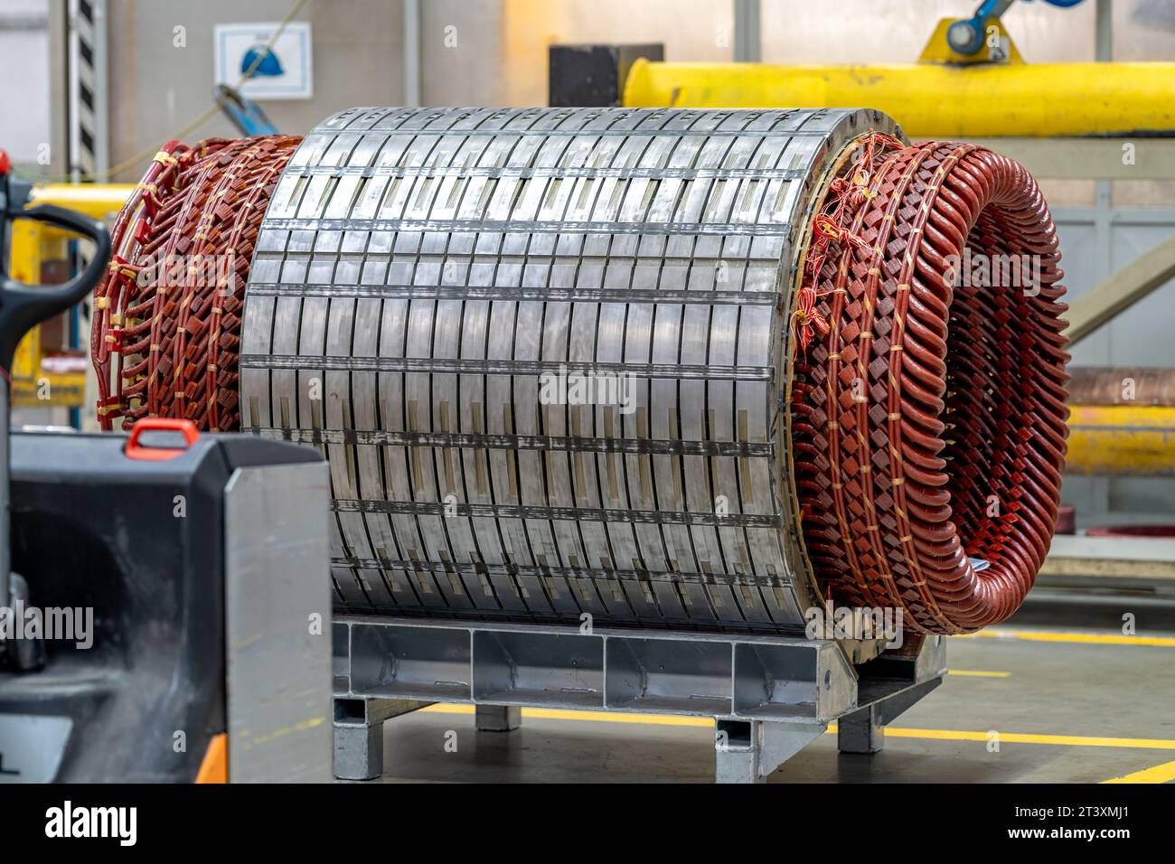 parte magnetica del motore elettrico in fabbrica Foto Stock