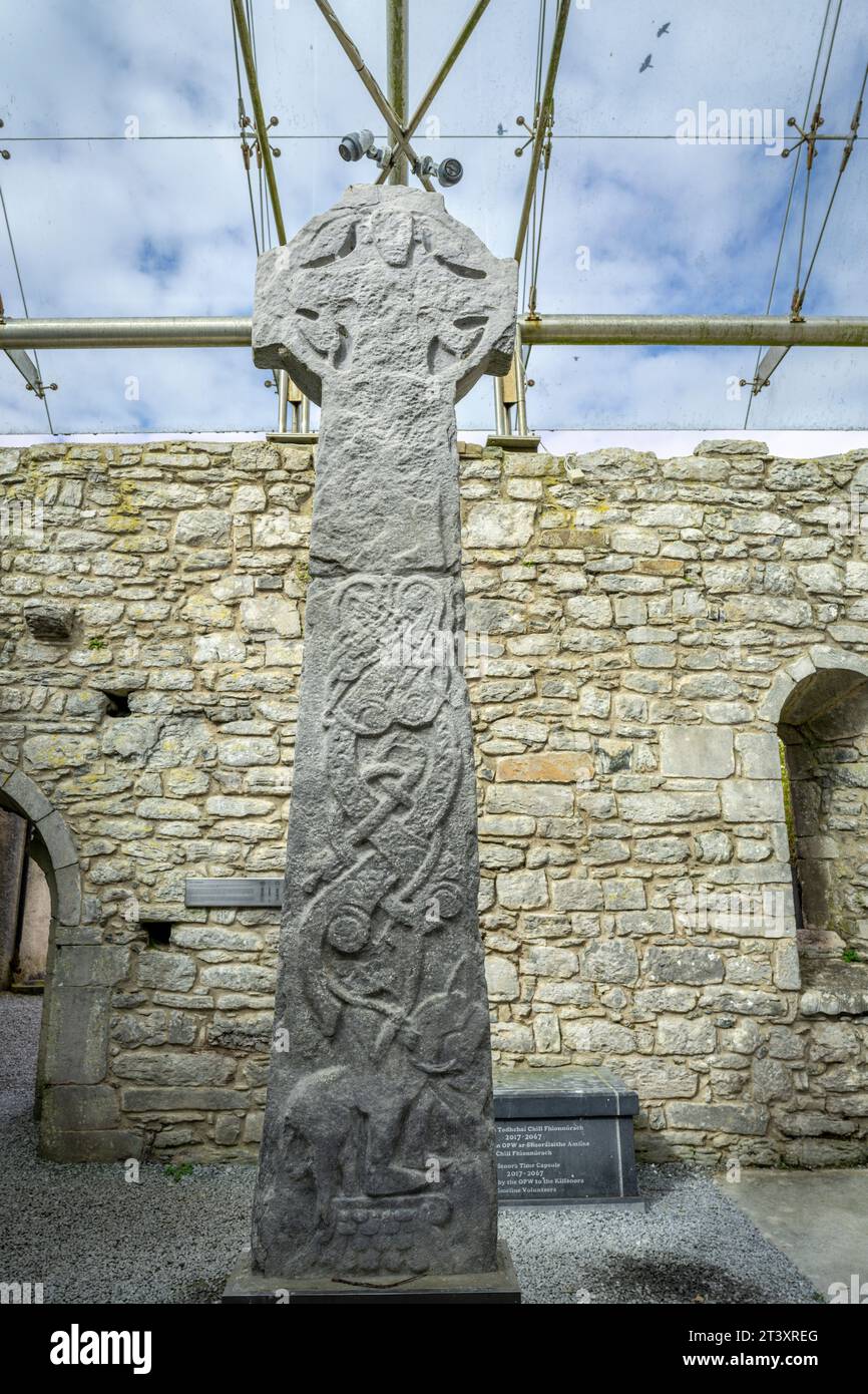 Kilfenora Medieval Cathedral (Saint Fachtnanrsquo), Doorty Cross, The Burren, County Clare, Irlanda, Regno Unito. Foto Stock