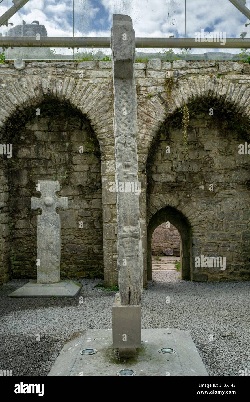 Kilfenora Medieval Cathedral (Saint Fachtnanrsquo), Doorty Cross, The Burren, County Clare, Irlanda, Regno Unito. Foto Stock