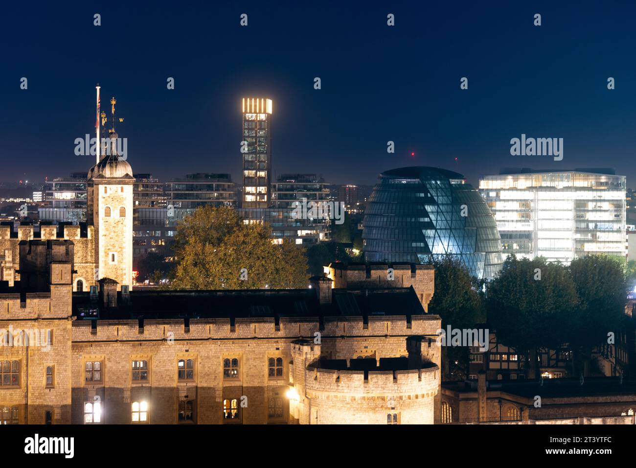 torre di londra e ponte di Londra Foto Stock