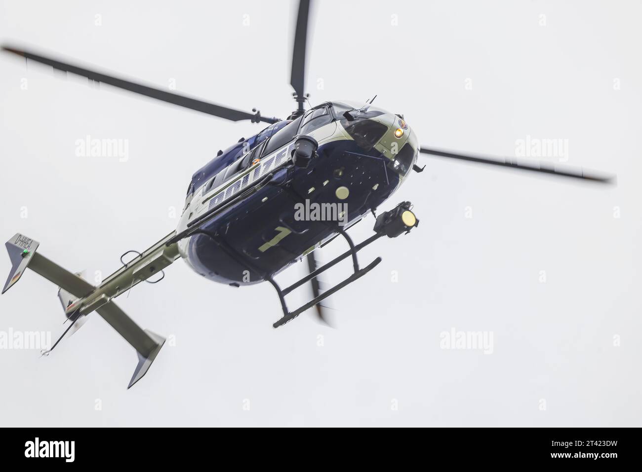 Elicottero della polizia dell'Assia. Eurocopter EC-145 (BK-117C-2), Aeroporto di Fraport, Francoforte sul meno, Assia, Germania Foto Stock