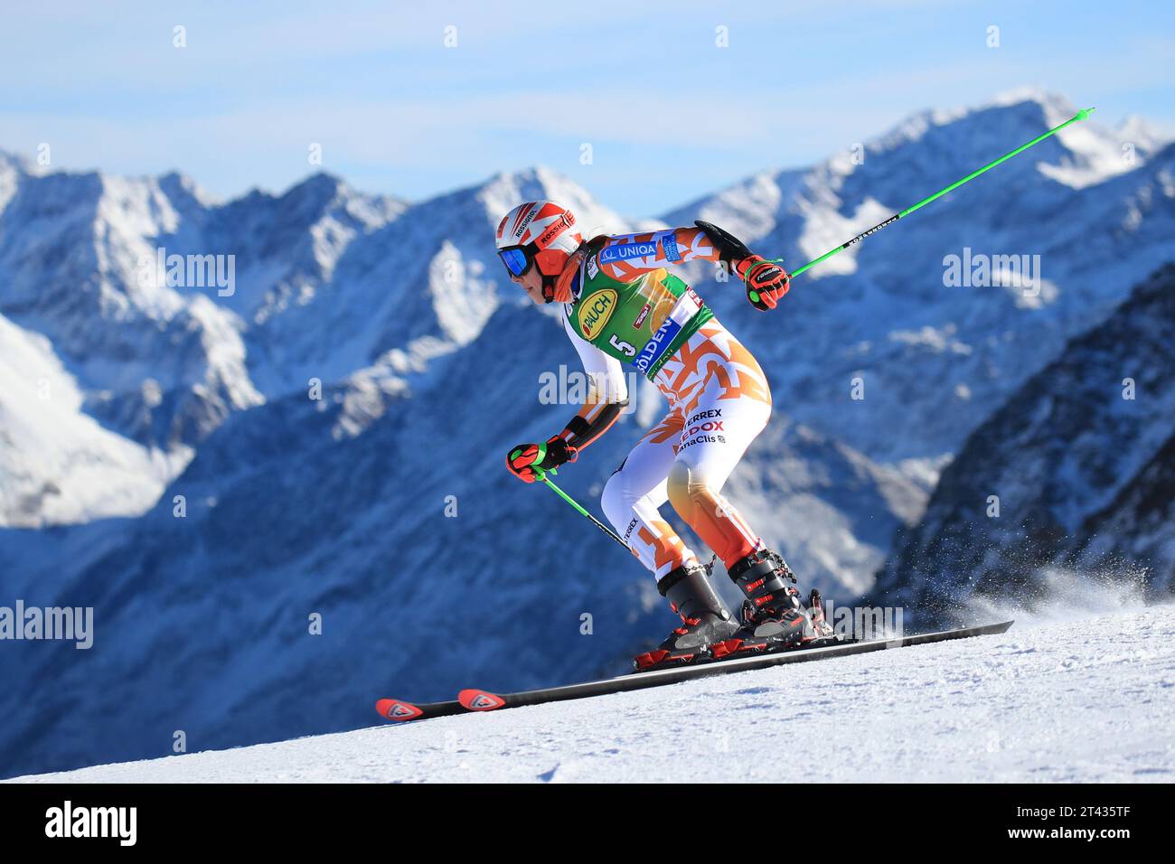Solden, Tirolo, Austria. 28 ottobre 2023. Apertura della Coppa del mondo di sci alpino Audi FIS; Petra Vlhova (SVK) credito: Action Plus Sports/Alamy Live News Foto Stock