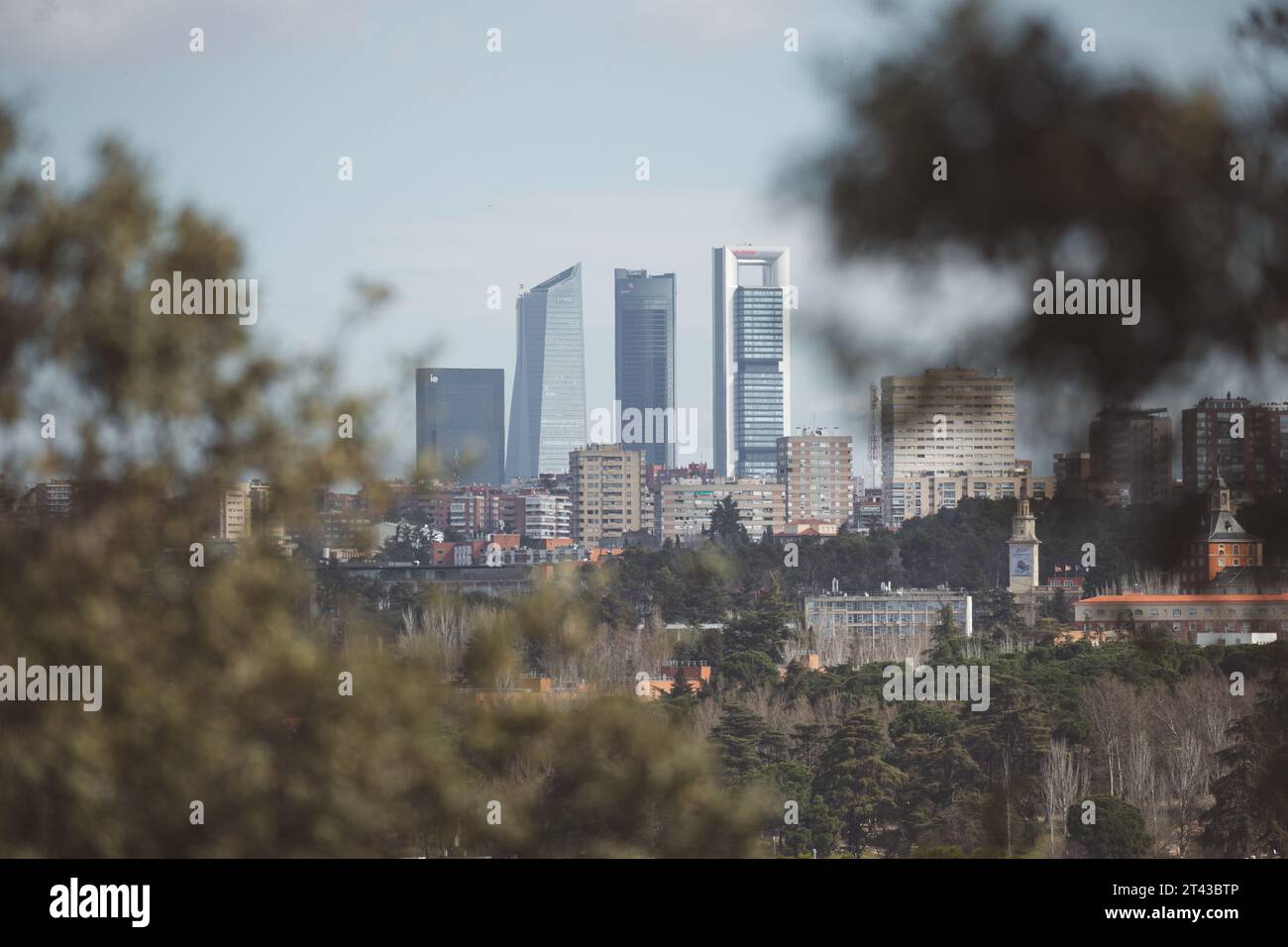 Madrid, Spagna, 11 marzo 2023. Vista dell'area degli affari delle quattro torri (Cuatro Torres) a Madrid Foto Stock