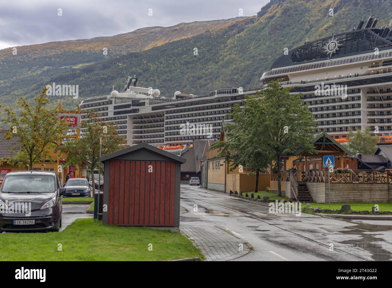 nave da crociera nel porto di flam Foto Stock
