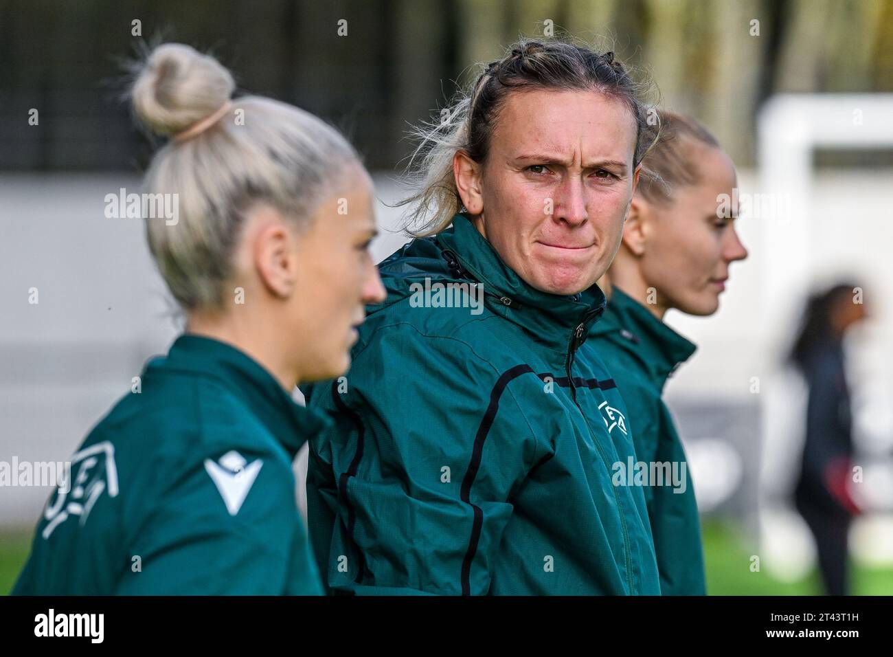 Tubize, Belgio. 28 ottobre 2023. L'arbitro bielorusso Volha Blotskaya nella foto di fronte a una partita di calcio femminile tra le nazionali femminili sotto 19 squadre dei Paesi Bassi e del Belgio al turno di qualificazione UEFA Women's Under-19 nella seconda giornata del gruppo A6 di sabato 28 ottobre 2023 a Tubize, in Belgio. Credito: Sportpix/Alamy Live News Foto Stock