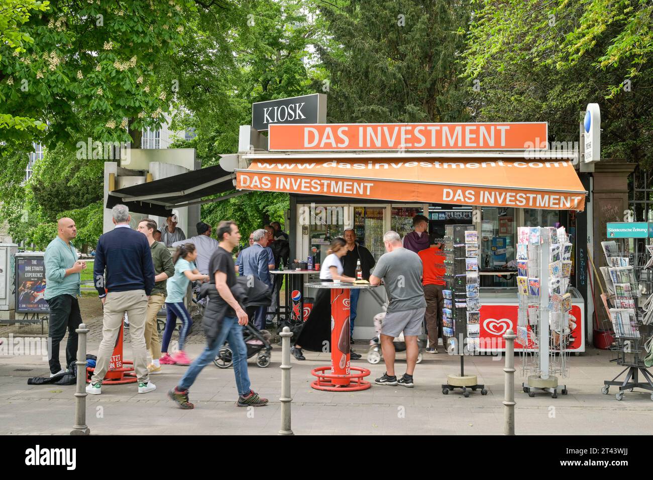 Büdchen, Kiosk, Eckkneipe, Das Investment, Kaiserstraße, Gallusanlage, Francoforte, Assia, Germania Foto Stock