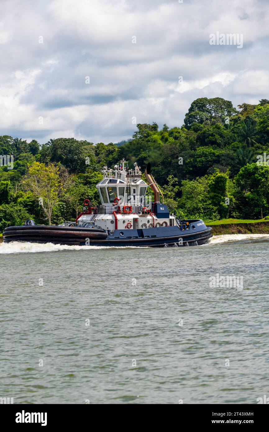 Barca pilota sul Canale di Panama Foto Stock