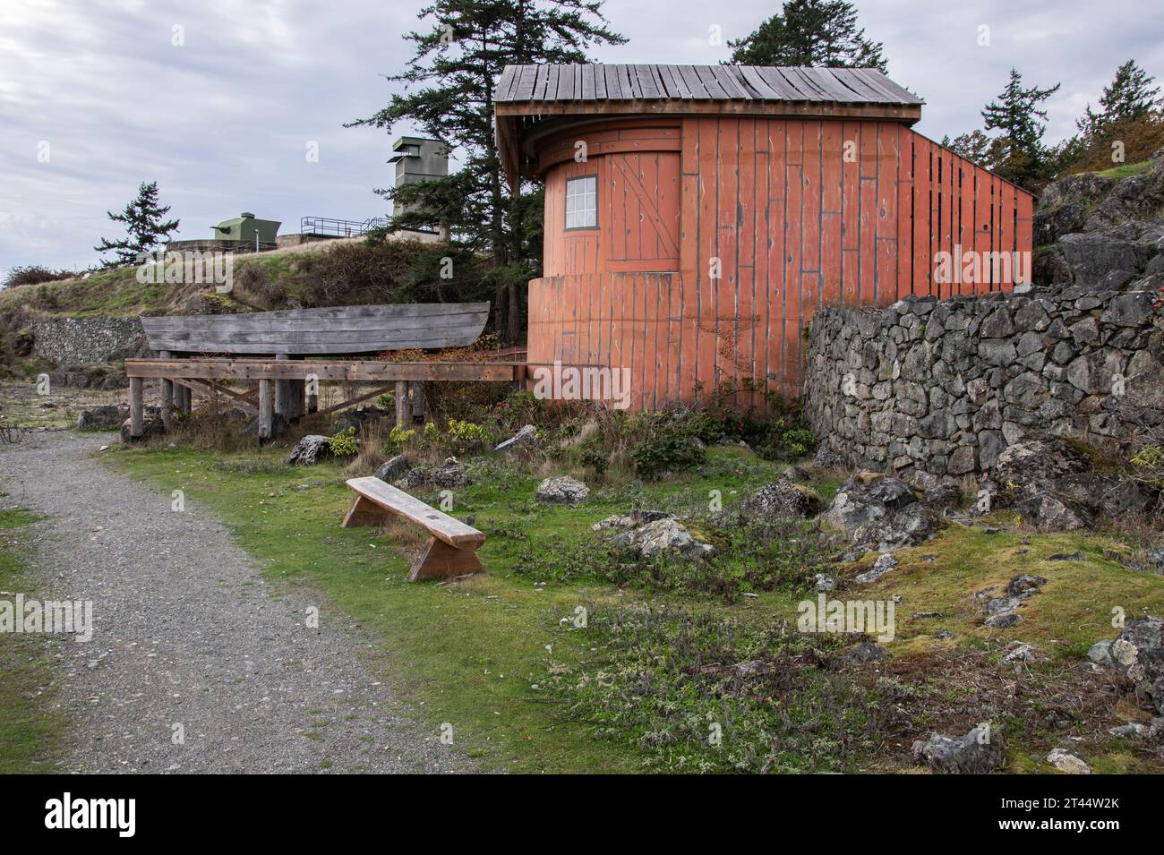 Capanna per pescatori a Fort Rodd Hill e Fisgard Lighthouse, sito storico nazionale a Victoria, British Columbia, Canada Foto Stock