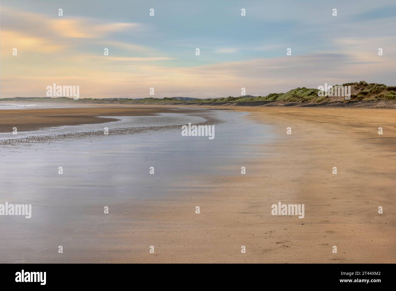 Streedagh Beach è una spiaggia con bandiera blu situata sulla Wild Atlantic Way nella contea di Sligo, Irlanda. Foto Stock