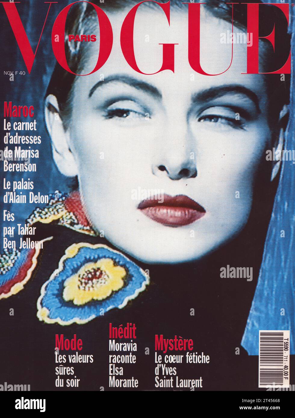 Copertina di Vogue Paris Ludmila Isaeva sulla copertina di Vogue Paris novembre 1990, foto di Christian Moser Foto Stock