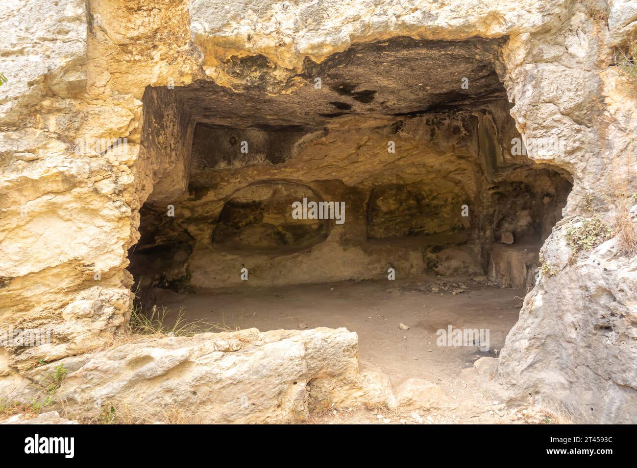 Grotta di Besikli, Cradle Cave, punto di riferimento ad Hatay, Turchia. Costruita nel i secolo a.C., l'antica rete romana di grotte proteggeva dalle inondazioni Foto Stock