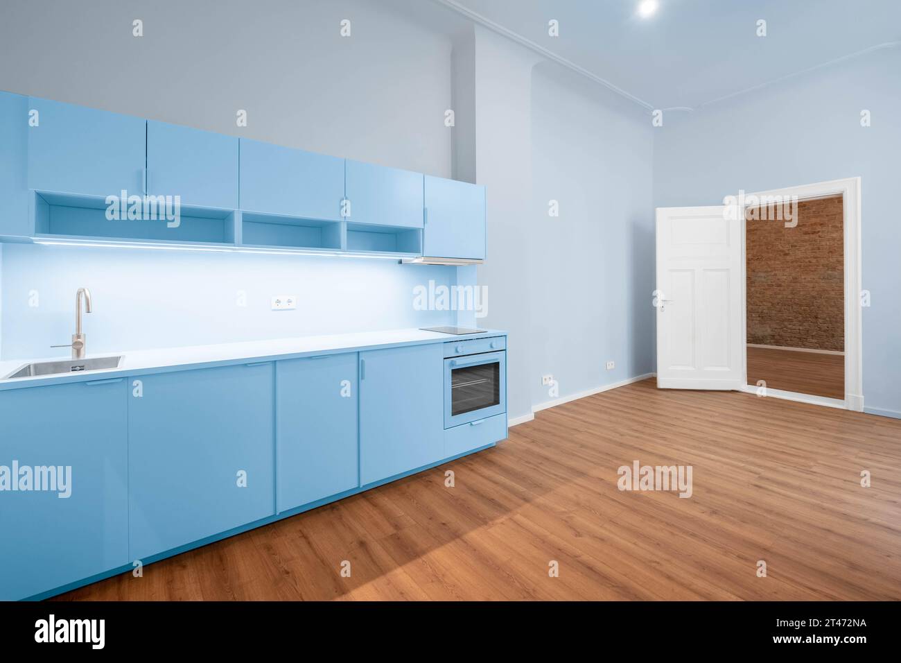 cucina o angolo cottura in una nuova camera appartamento Foto Stock