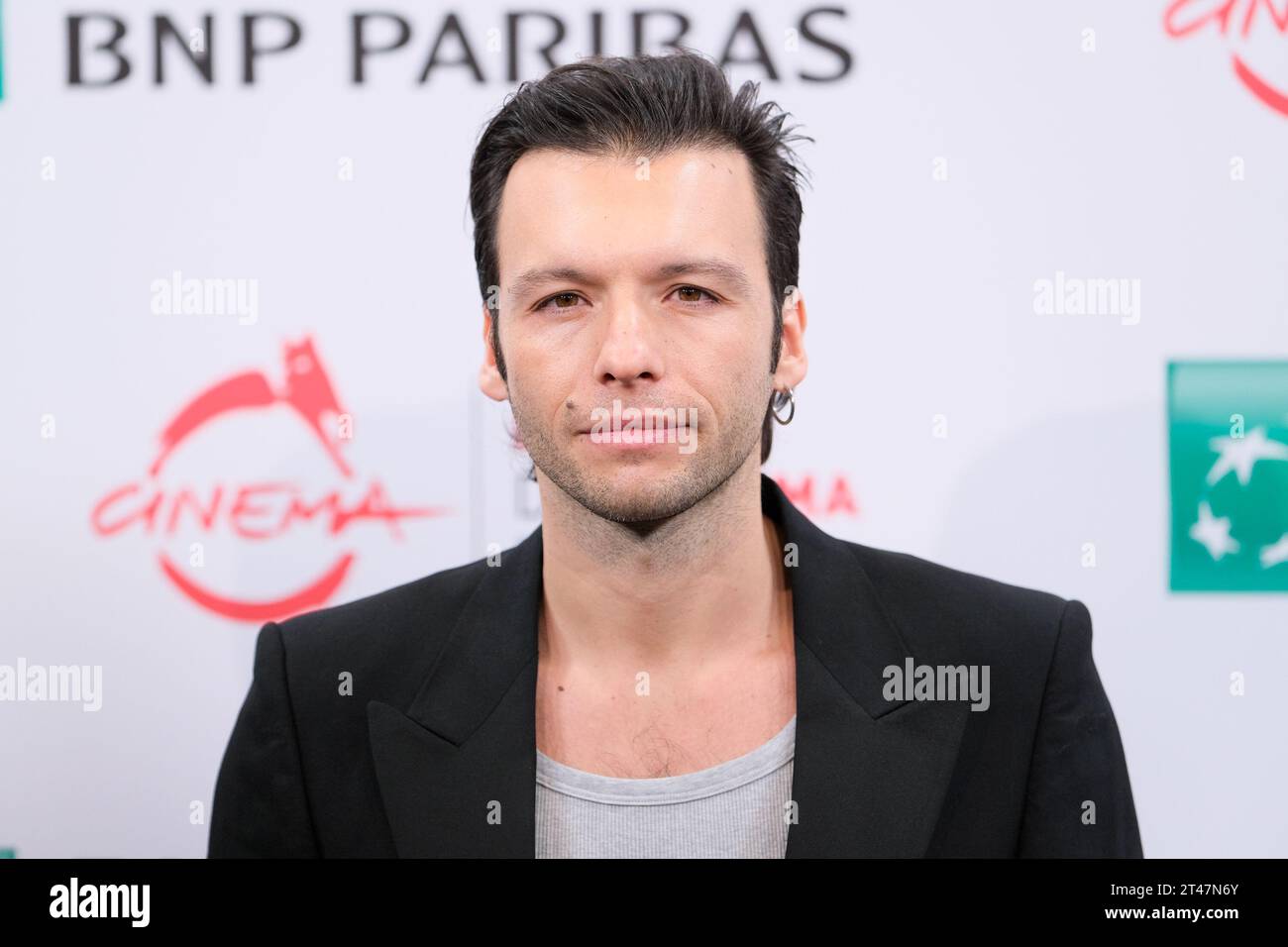 Roma, Italia. 28 ottobre 2023. Marlon Joubert partecipa alla photocall di “SuburraEterna” durante il 18° Festival del Cinema di Roma presso l'Auditorium Parco della musica di Roma. Credito: SOPA Images Limited/Alamy Live News Foto Stock