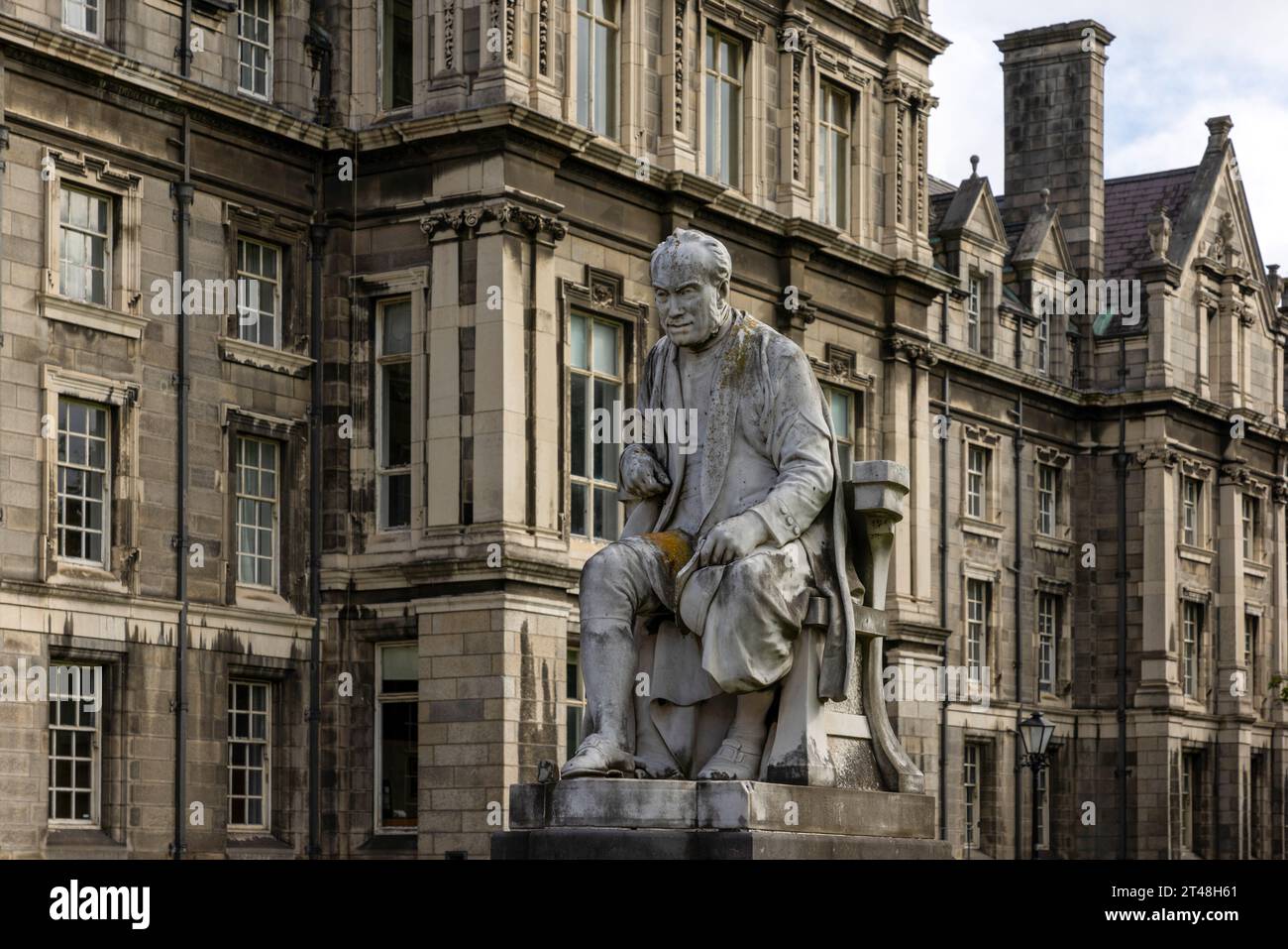 Il Trinity College di Dublino è la più antica università d'Irlanda e un'istituzione ad alta intensità di ricerca con una ricca storia e cultura. Foto Stock