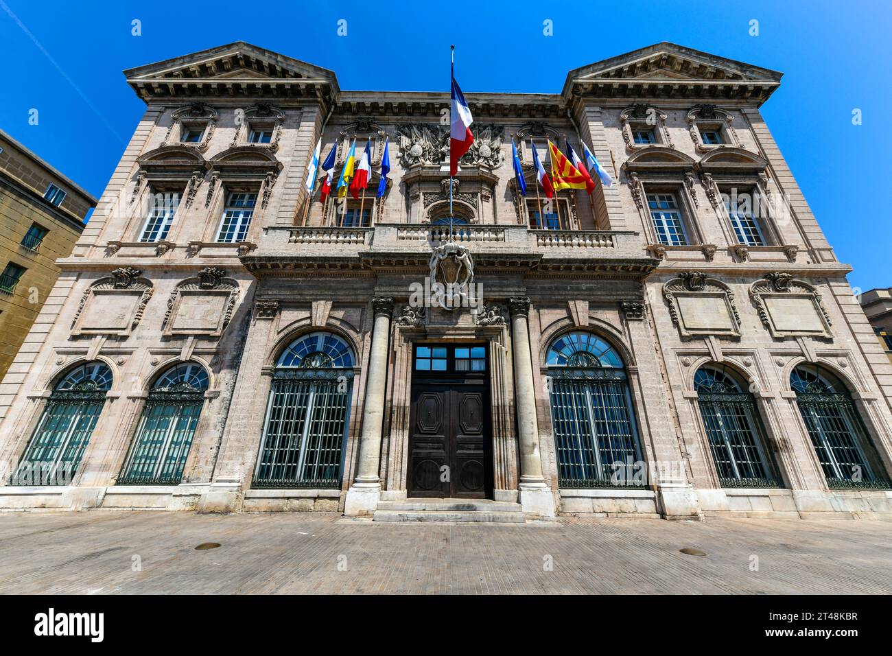 Marsiglia, Francia - 15 luglio 2022: Edificio storico del municipio dell'Hotel de Ville de Marseille a Marsiglia, Francia. Foto Stock
