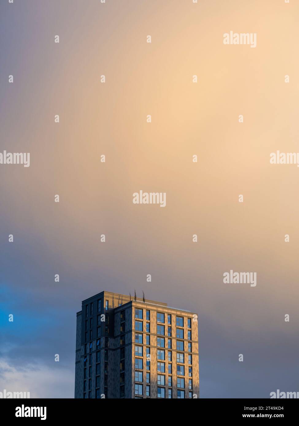 Thames, Quater Building, Furnished Apartment Building, l'edificio più alto di Reading, Berkshire, Inghilterra, Regno Unito, Regno Unito. Foto Stock