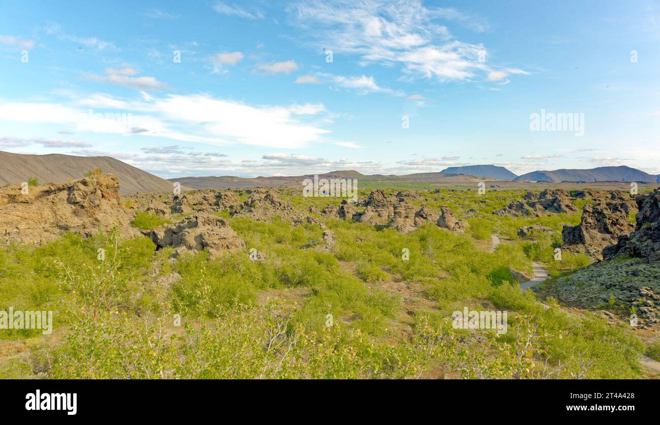 AKUREYRI, ISLANDA - 31 agosto 2023: L'industria islandese ha 25 attività economiche, mentre i servizi sono vicini a 70 . Il settore del turismo si sta espandendo, e Foto Stock