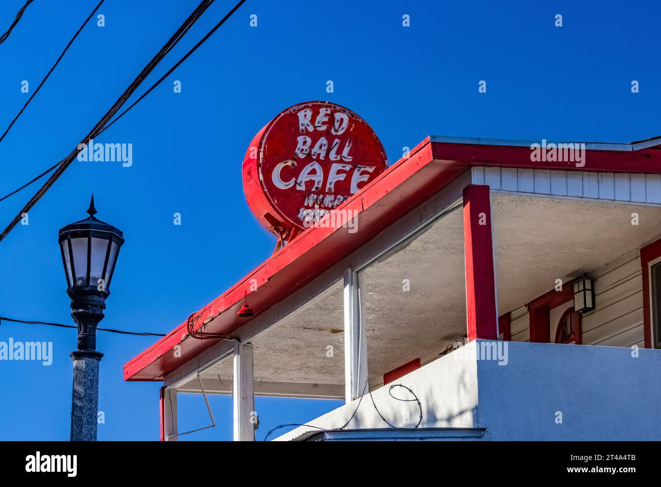 Red Ball Cafe lungo la Route 66 ad Albuquerque, New Mexico, Stati Uniti [nessun rilascio di proprietà; solo licenze editoriali] Foto Stock