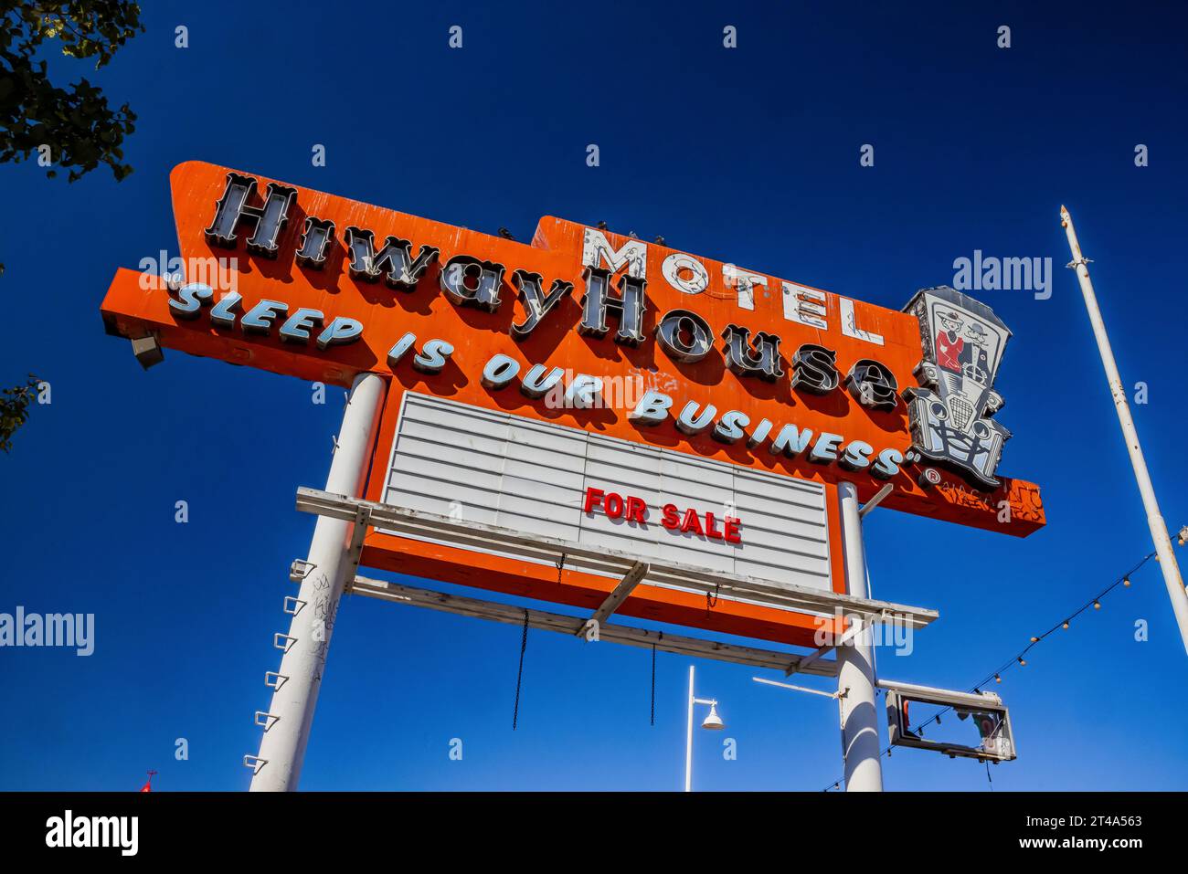 Cartello Highway House Motel lungo la Route 66 ad Albuquerque, New Mexico, Stati Uniti [nessun rilascio di proprietà; solo licenze editoriali] Foto Stock