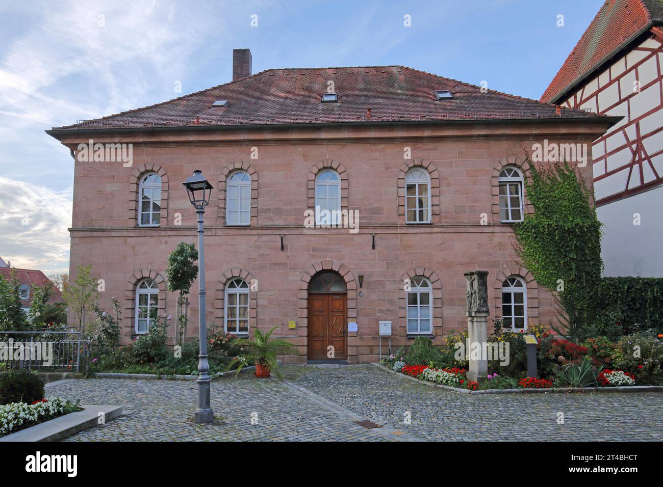 Rectory, ex Pfruendnerspital, Pfruendnerhaus, Pfrundhaus, Kirchplatz, Herzogenaurach, Franconia media, Franconia, Baviera, Germania Foto Stock