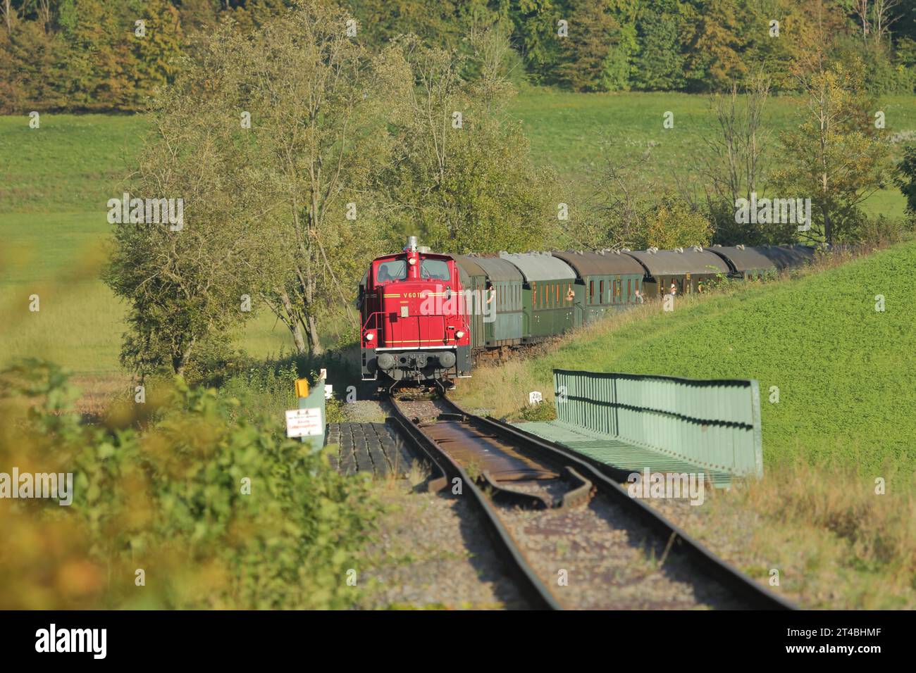 Wiesenttalbahn in Wiesenttal, ferrovia, treno, turismo, visite turistiche, paesaggio, treno passeggeri, Wiesenttal, Svizzera Franconica, Alb. Franconia Foto Stock