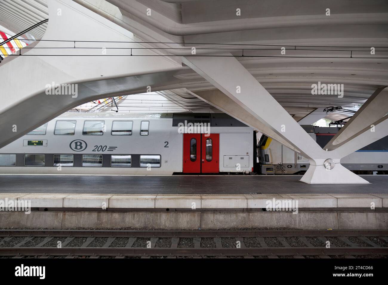 Stazione ferroviaria di Liegi-Guillemins in moderno stile industriale, Belgio, Wallonie, Luettich Foto Stock