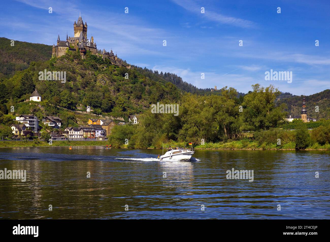 Vista della città di Cochem sulla Mosella con castello imperiale , Germania, Renania-Palatinato, Cochem Foto Stock