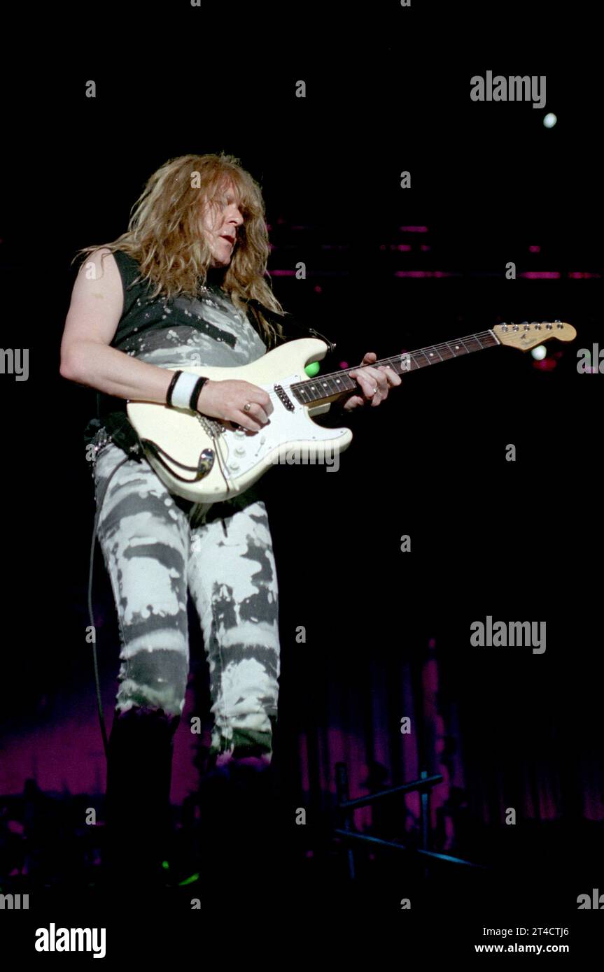 Italy Monza 2000-06-10 : Janick Gers chitarrista degli Iron Maiden durante il concerto al Gods of Metal Foto Stock