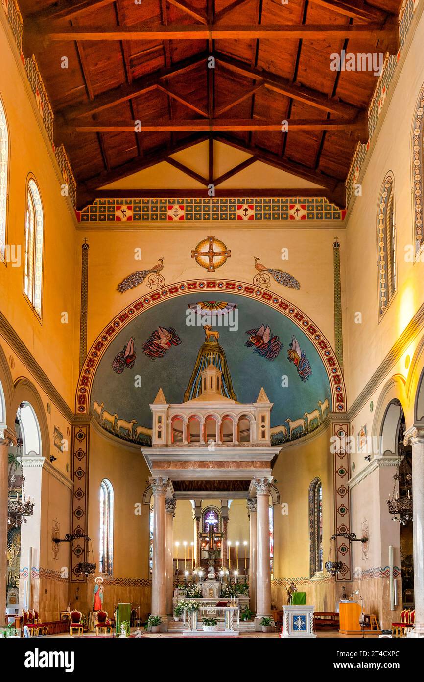 Interno della Chiesa di Santa Croce in via Flaminia, Roma, Italia Foto Stock